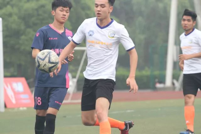 亚历山大35+8+9努尔基奇31篮板 雷霆力克太阳